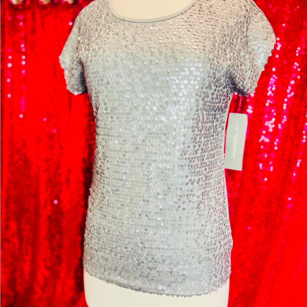 NY Collection Silver Sequin Short Sleeve Top